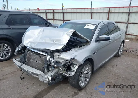 2019 Ford Taurus Limited z USA, uszkodzony, nr VIN 1FAHP2F86KG111496